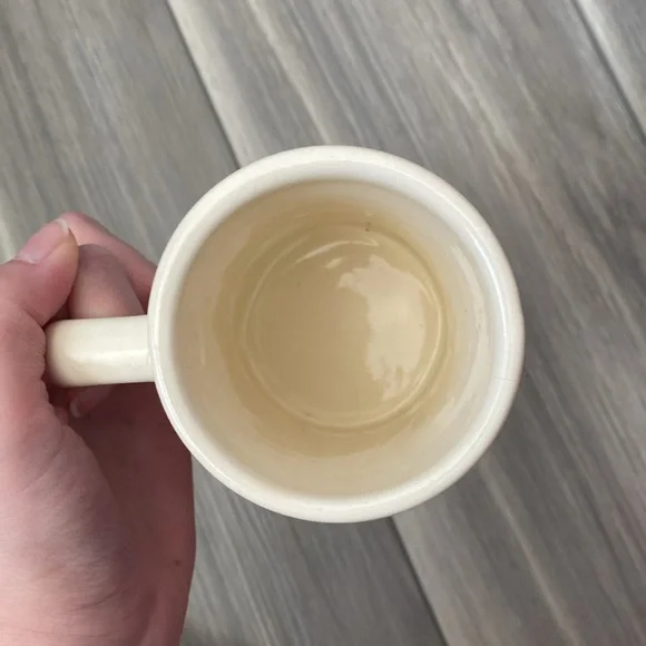 Cream/ white colored mug - Picture 2 of 3